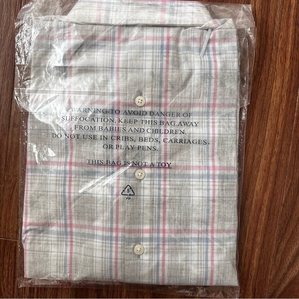 UNTUCKit Chasseles Women’s Plaid Long Sleeve Button Down Shirt Sz 0 Gray White - Picture 5 of 5